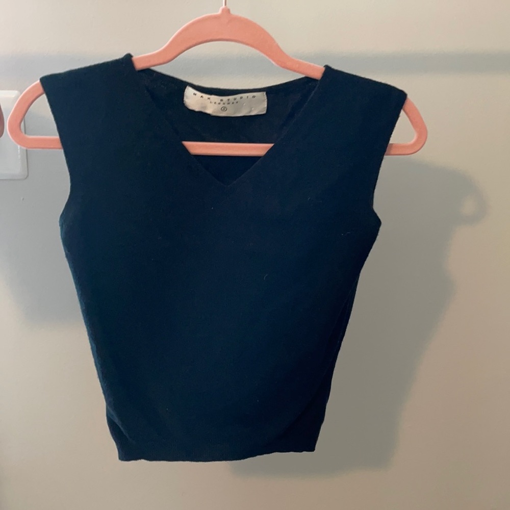 Black shirt